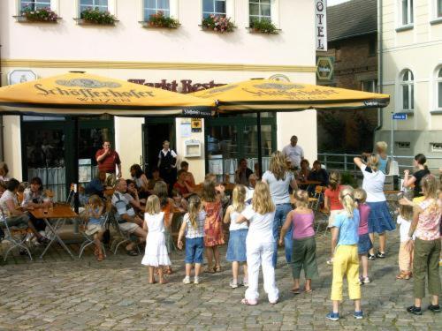 Hotel Am Markt Altentreptow Екстериор снимка