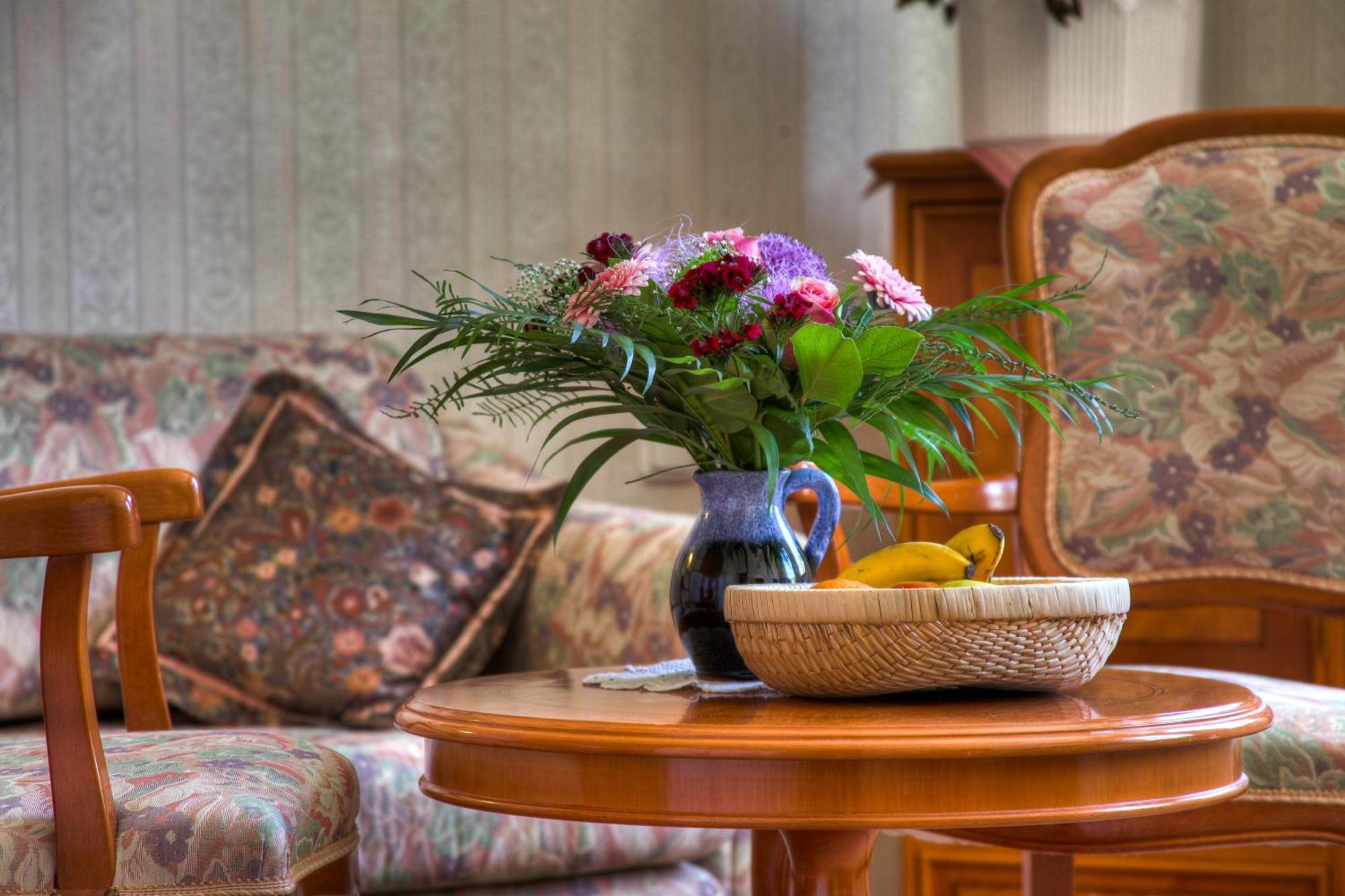 Hotel Am Markt Altentreptow Екстериор снимка
